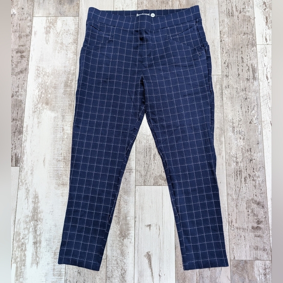 Betabrand Pants - Betabrand Capri Yoga Dress Pants Women Size  XXL Blue Plaid‎ W1437-CEC